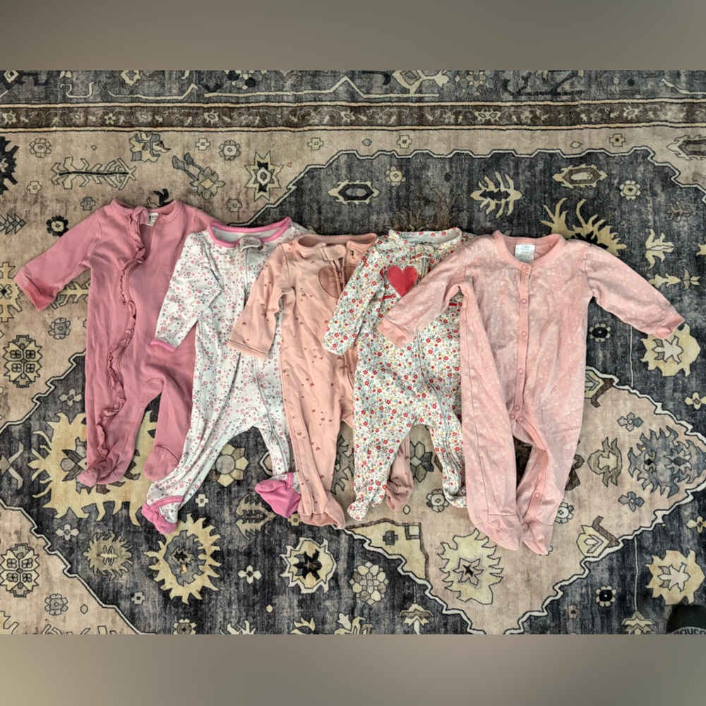 🍃 3/$30 10x 3-6 month sleepers